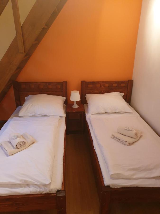 Pod Vinořským Zámkem *